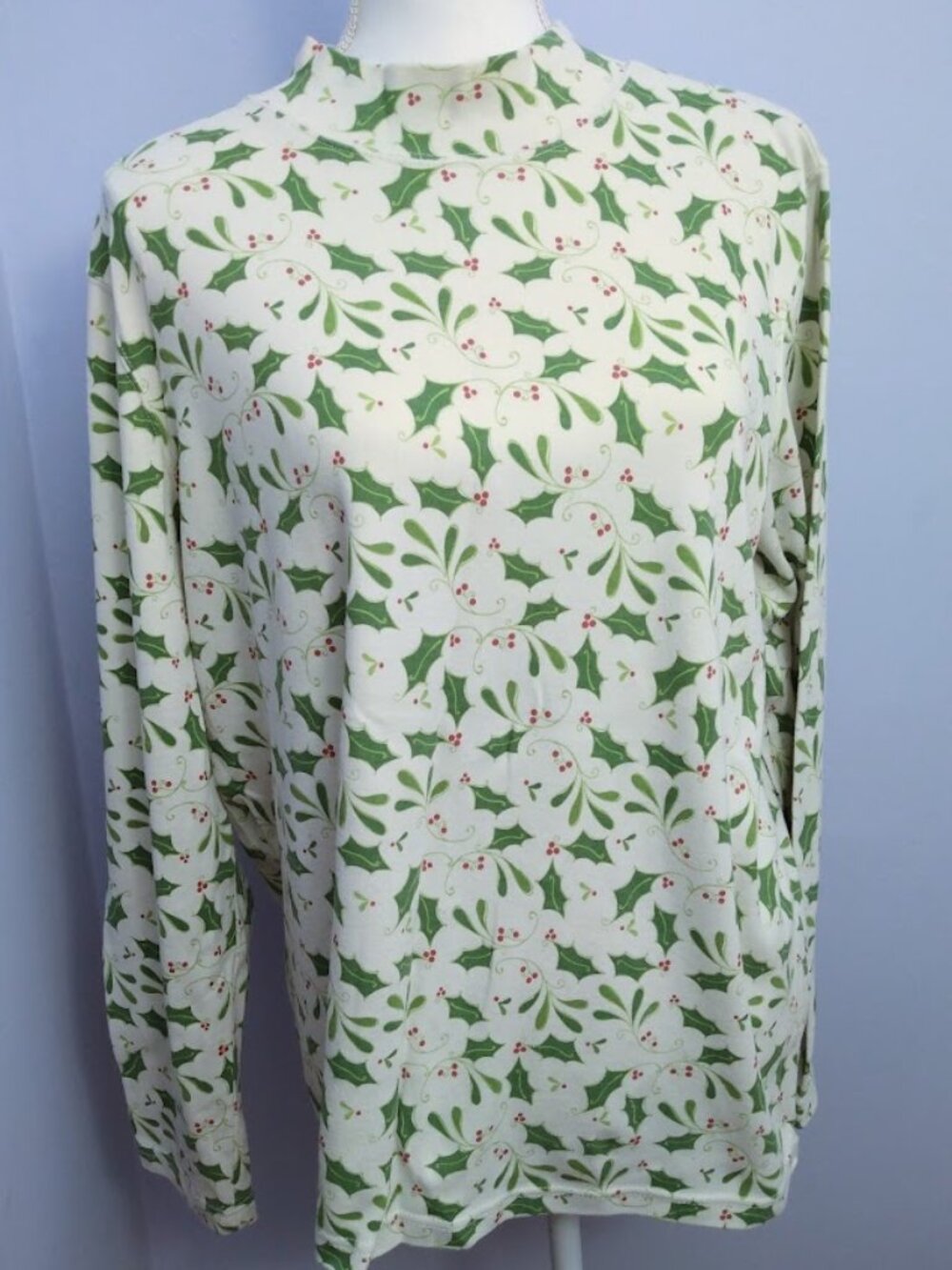 Women's XL Blair Christmas Top Holly Berries Mockneck White Cottagecore Holiday